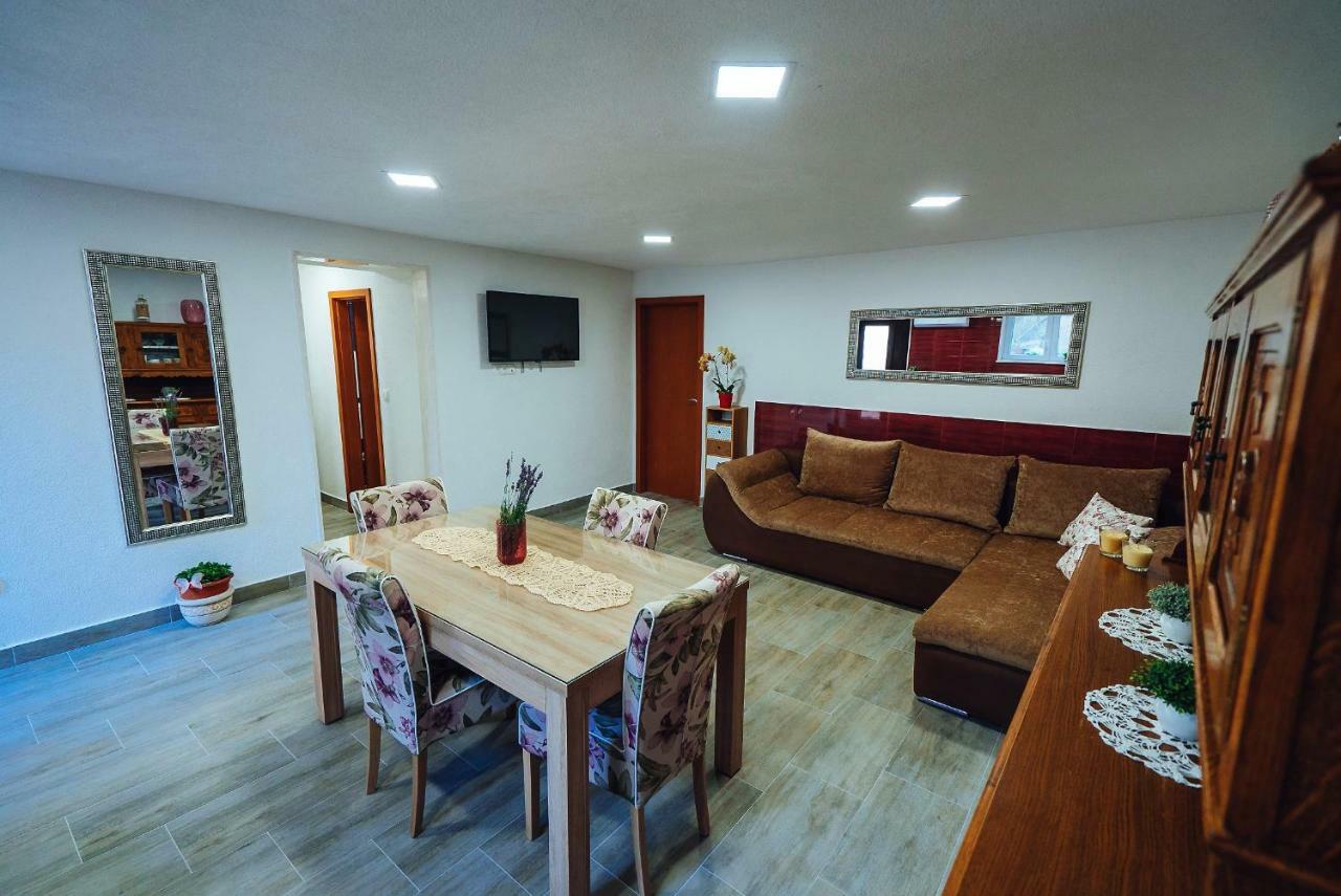 Apartman Kristina Διαμέρισμα Σπλιτ Εξωτερικό φωτογραφία
